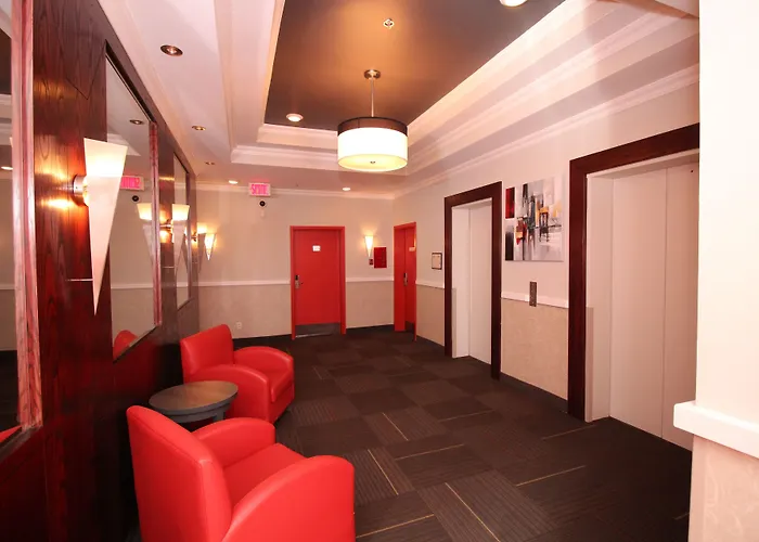 Chrome Centre-VilleHotel Montreal